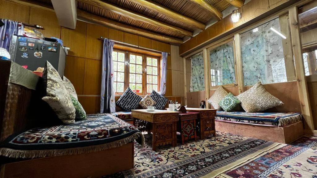 Hidden Leaf Homestay Leh Exterior foto