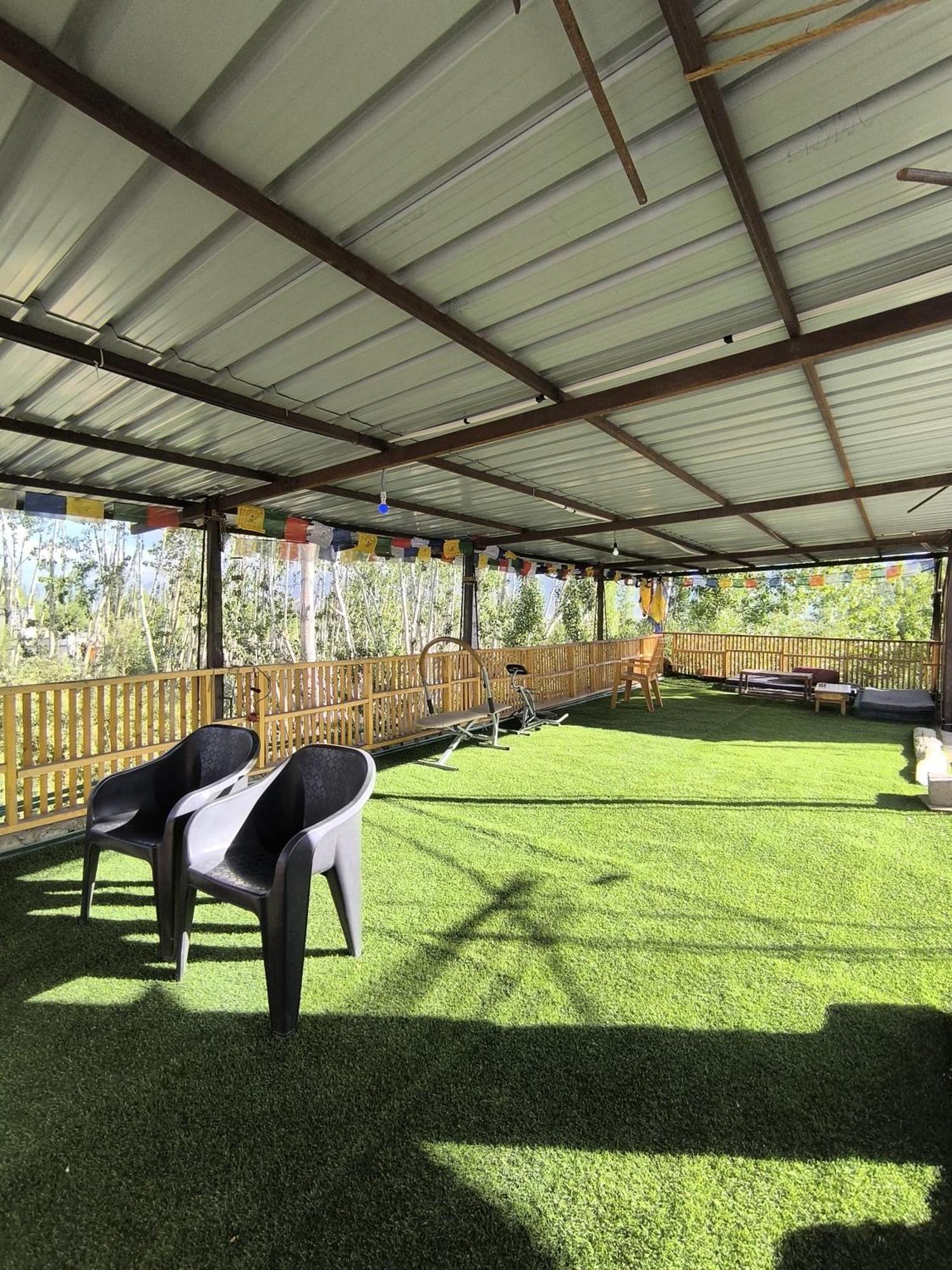 Hidden Leaf Homestay Leh Exterior foto