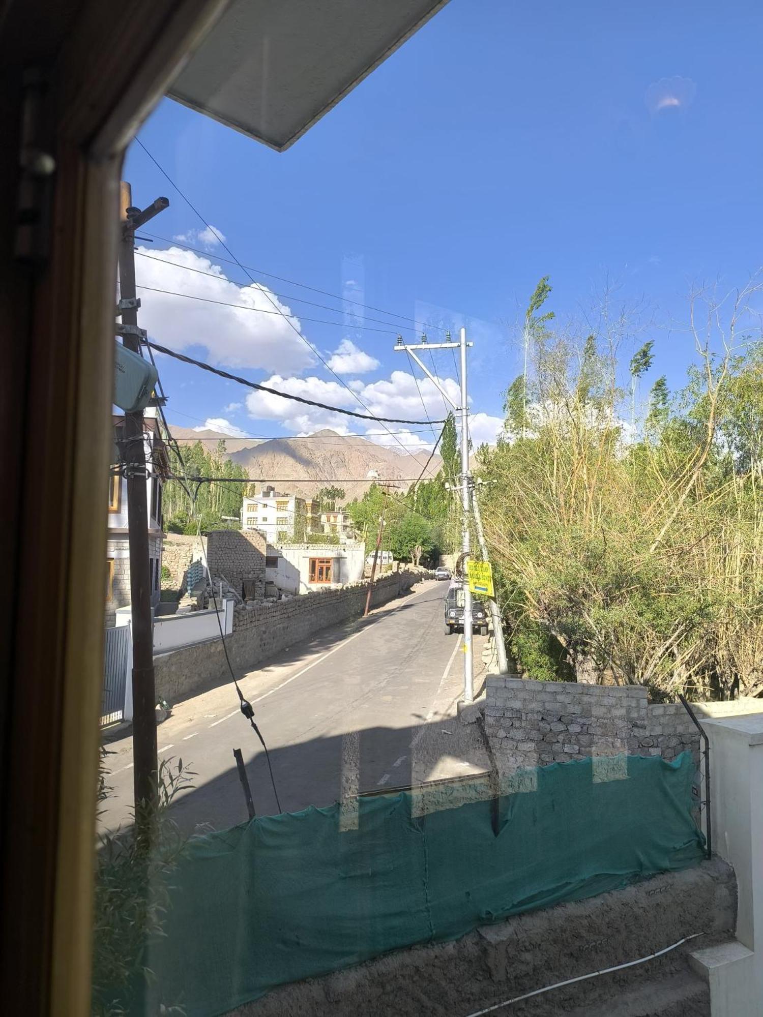 Hidden Leaf Homestay Leh Quarto foto
