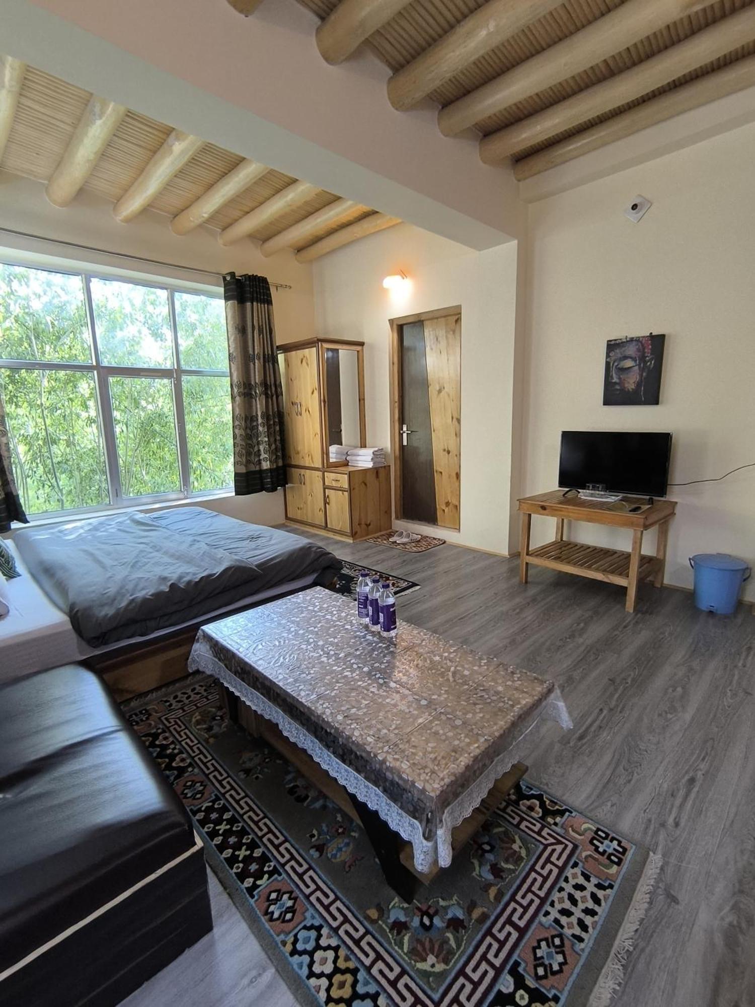 Hidden Leaf Homestay Leh Quarto foto